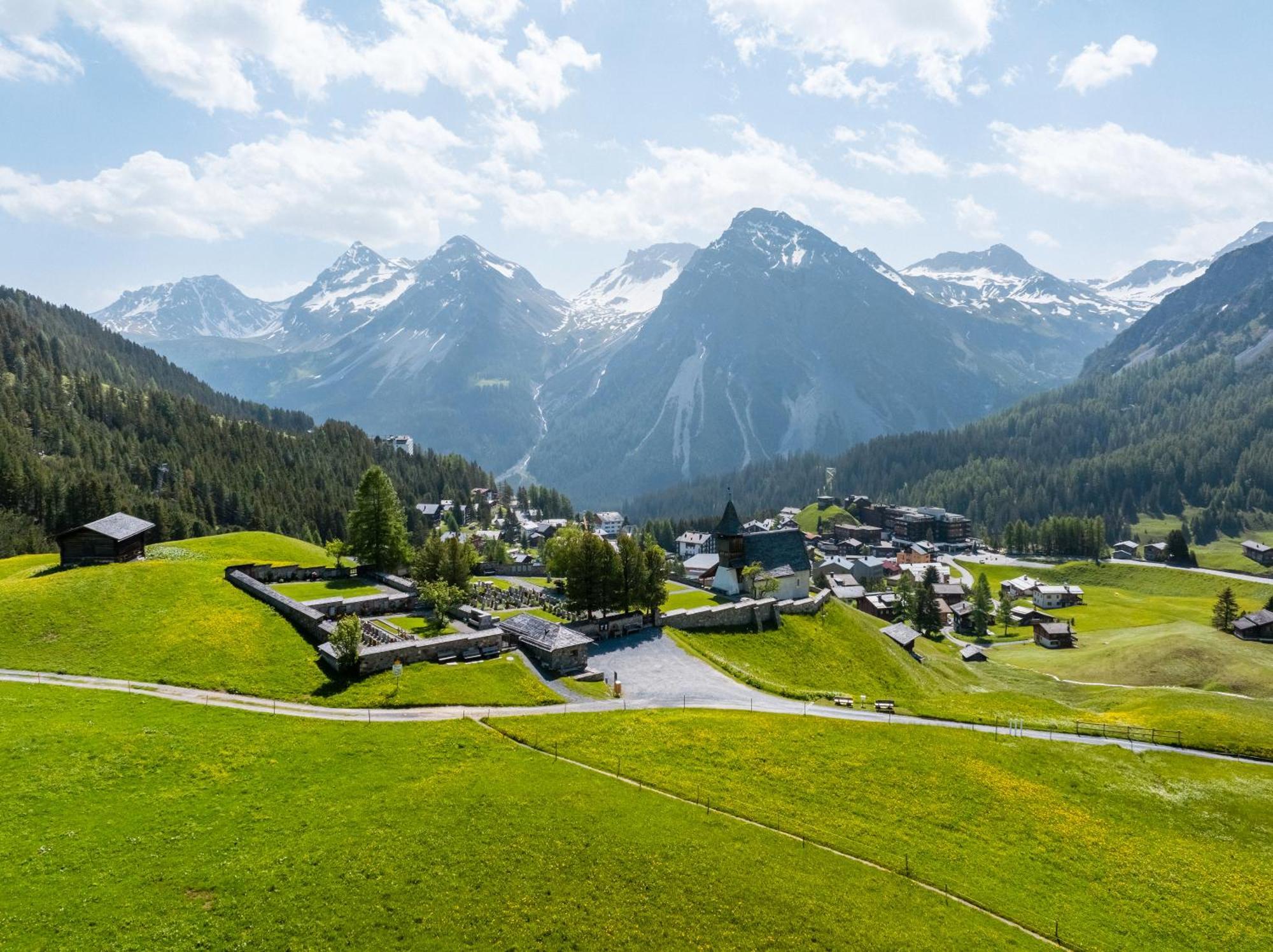 Отель Erzhorn Ароза Экстерьер фото